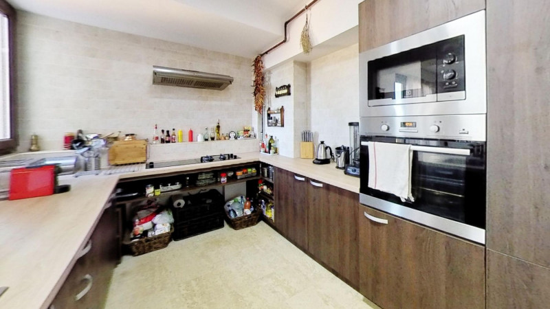 DUPLEX PENTHOUSE for sale, ultra-central, 200 sqm with three terraces of 55 sqm