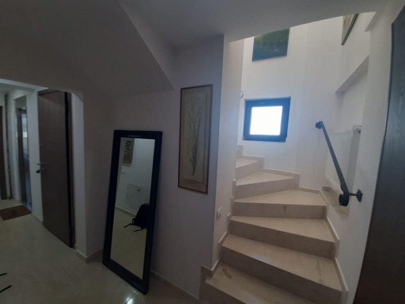 DUPLEX PENTHOUSE for sale, ultra-central, 200 sqm with three terraces of 55 sqm