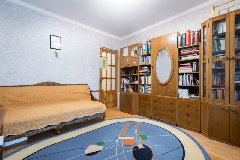 Vanzare apartament 4 camere Colentina