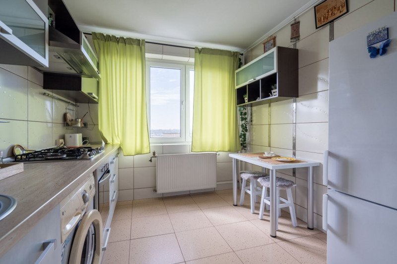 Apartament frumos in bloc bun