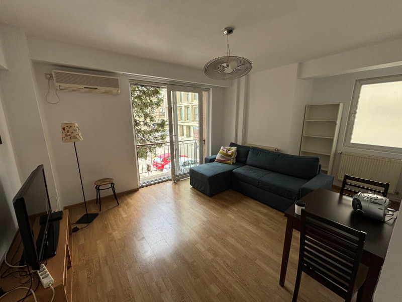 CALEA VICTORIEI 142-148, 3 CAMERE 