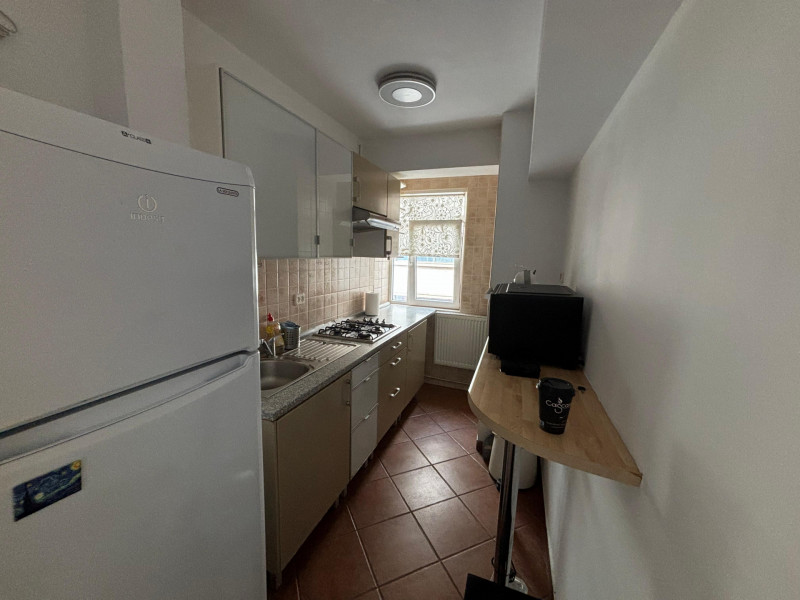 CALEA VICTORIEI 142-148, 3 CAMERE 