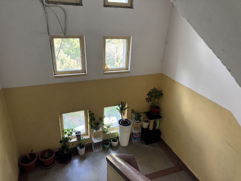 Garsoniera cu parcare și o cameră bonus