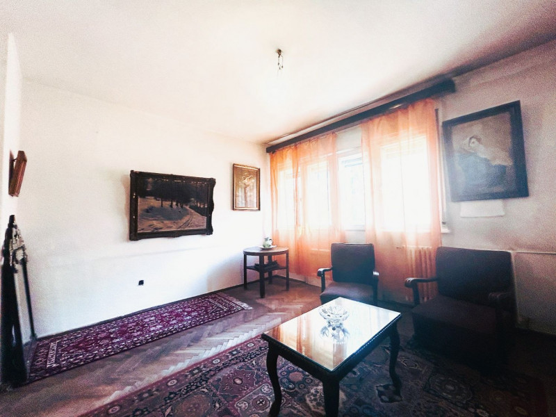 CARTIERUL EVREIESC,  PATRU CAMERE BURGHEZE