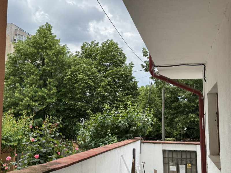 Imobil multifunctional Barbu Vacaresu
