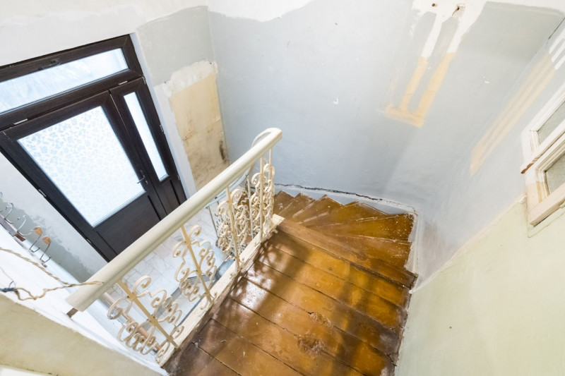 Vila de renovat, pe o stradă liniștită 
