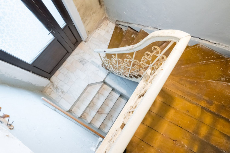 Vila de renovat, pe o stradă liniștită 
