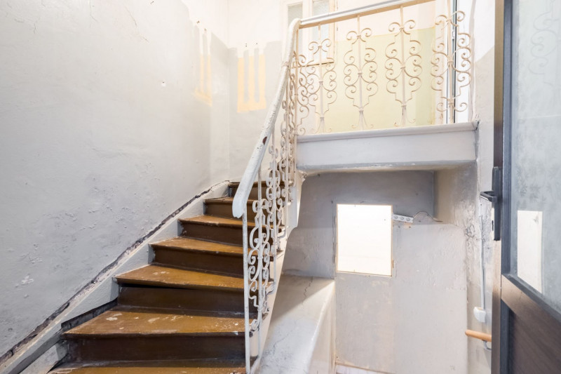 Vila de renovat, pe o stradă liniștită 