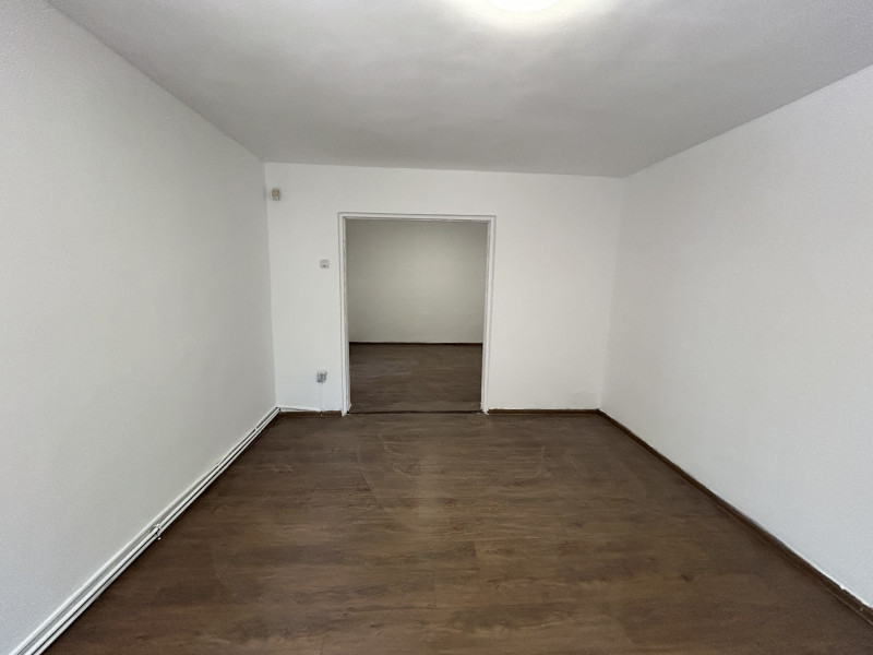 SPORTULUI, APROAPE DE INTRAREA LA SPITALUL FUNDENI, CASA 3 CAM, SINGUR CURTE 