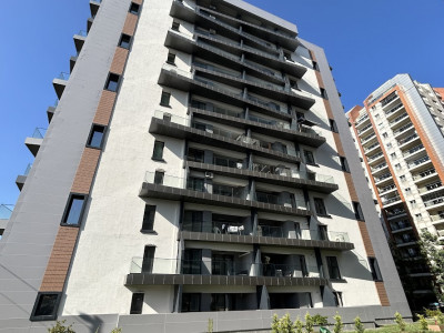 VANDUT 2 CAMERE, SELECT RESIDENCE, 70 MP CU DOUA TERASE x 2468 eur/mp