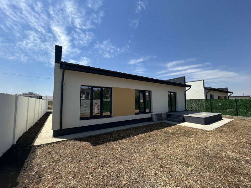 CREDIT DEZVOLTATOR! CASA STIL MEDITERANEAN 4 CAMERE CU CURTE