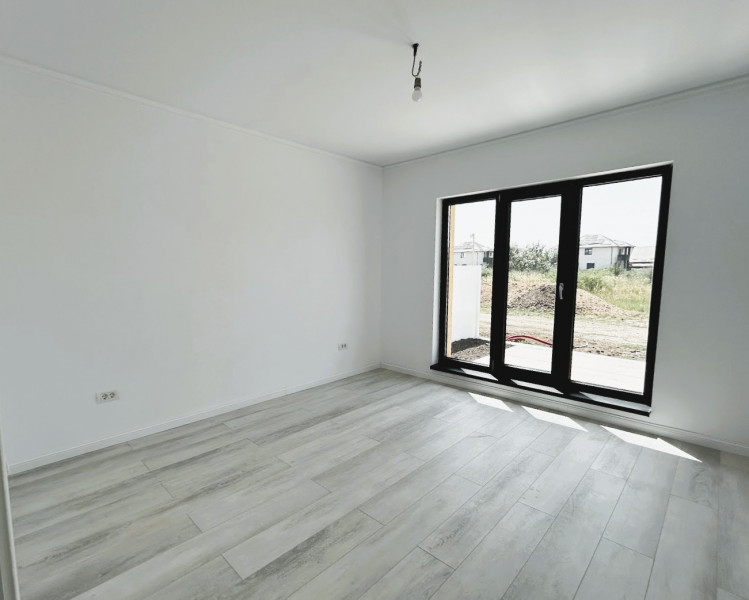 CREDIT DEZVOLTATOR! CASA STIL MEDITERANEAN 4 CAMERE CU CURTE