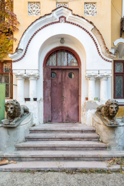 Vila interbelica, curte libera 362mp Cismigiu - Piata Victoriei
