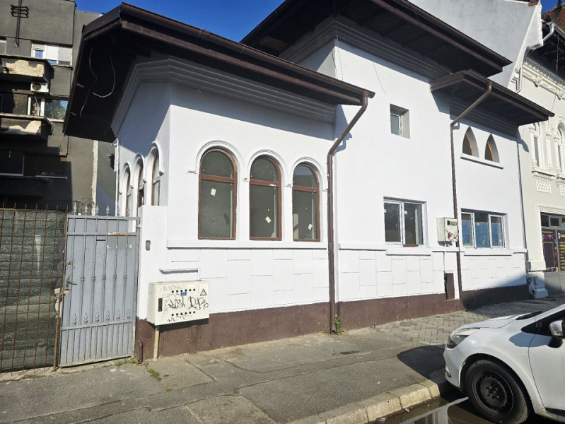   Casa Individuală  Grădină Icoanei - IN CURS DE RENOVARE -