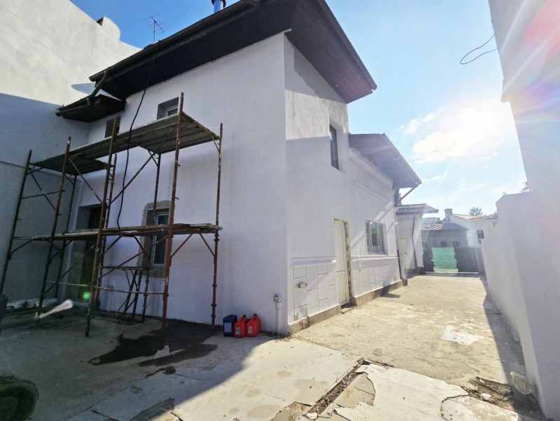   Casa Individuală  Grădină Icoanei - IN CURS DE RENOVARE -