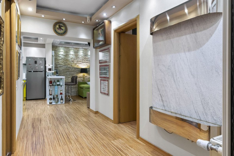 Apartament 3 camere in vila Domenii | zona verde | renovat total | curte proprie