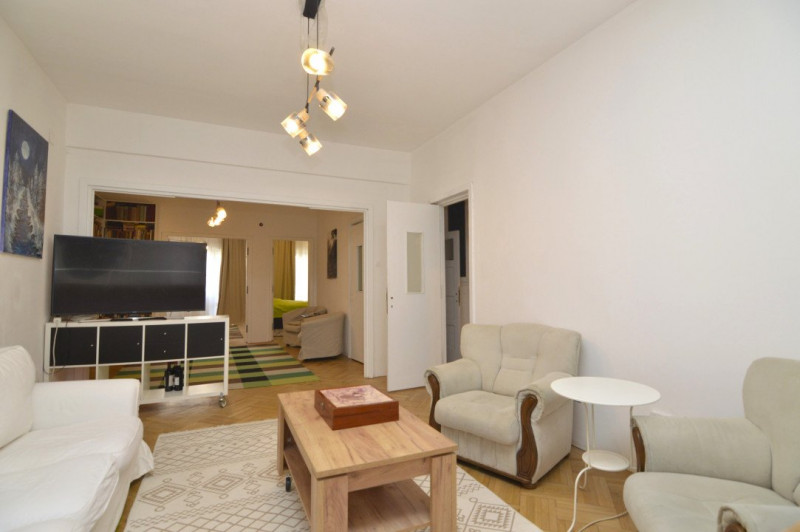VANZARE APARTAMENT 4 CAMERE ULTRACENTRAL - ARMENEASCA