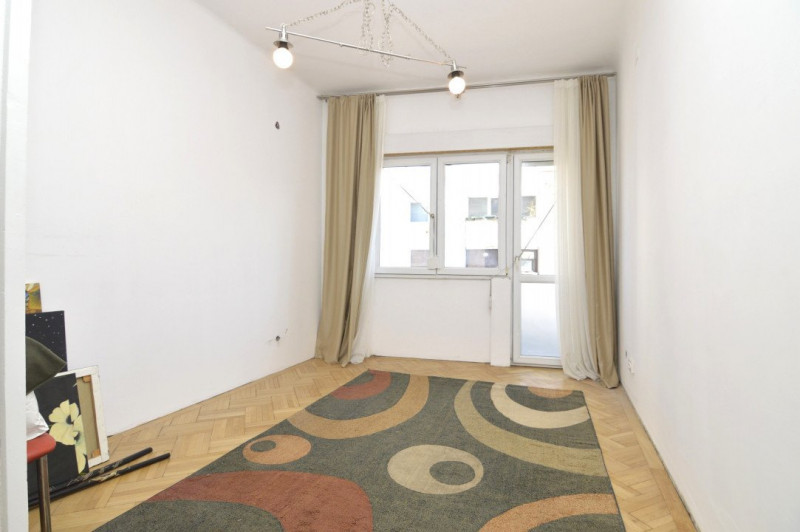 VANZARE APARTAMENT 4 CAMERE ULTRACENTRAL - ARMENEASCA