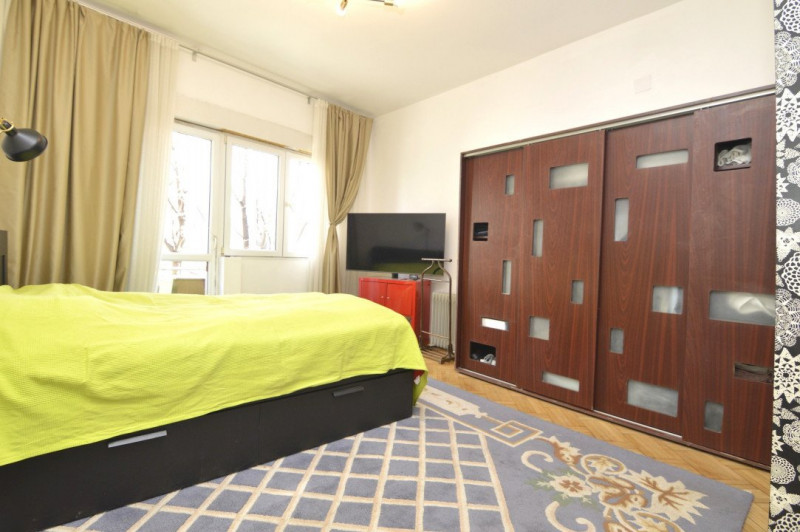 VANZARE APARTAMENT 4 CAMERE ULTRACENTRAL - ARMENEASCA