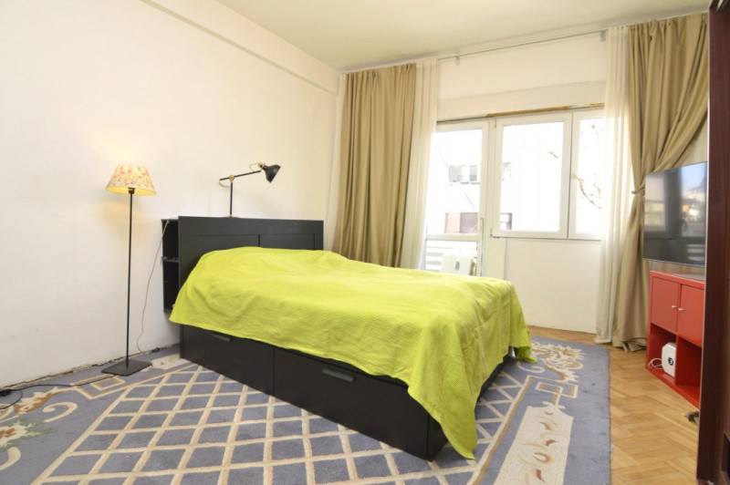 VANZARE APARTAMENT 4 CAMERE ULTRACENTRAL - ARMENEASCA