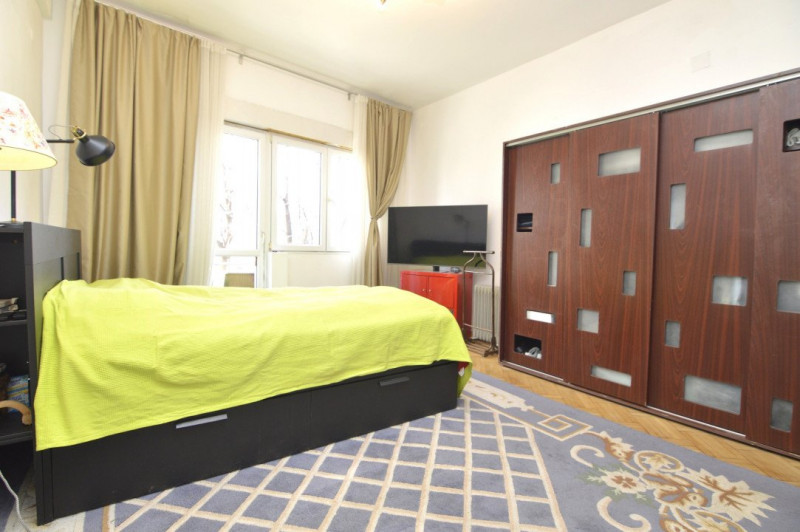 VANZARE APARTAMENT 4 CAMERE ULTRACENTRAL - ARMENEASCA