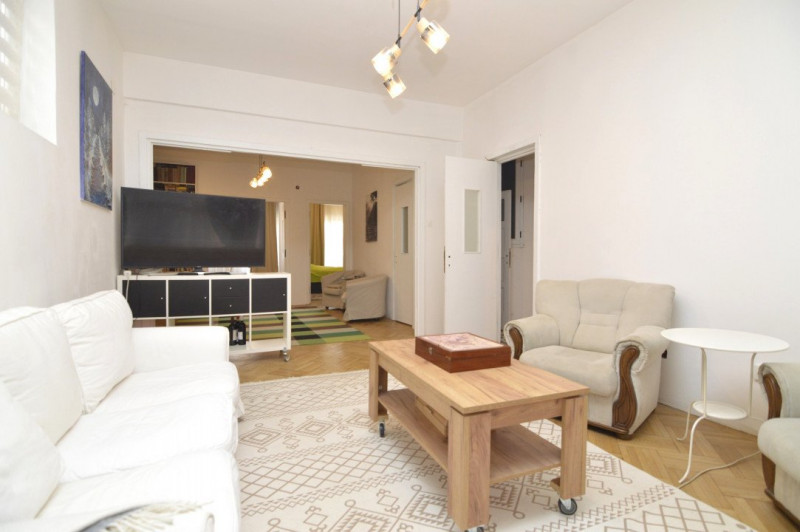 VANZARE APARTAMENT 4 CAMERE ULTRACENTRAL - ARMENEASCA
