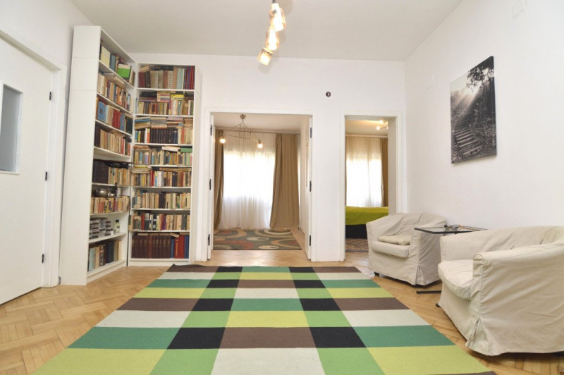 VANZARE APARTAMENT 4 CAMERE ULTRACENTRAL - ARMENEASCA