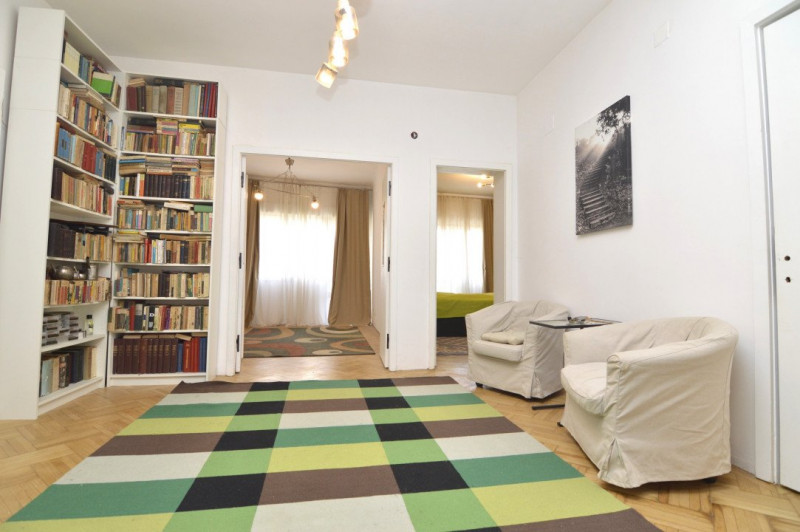 VANZARE APARTAMENT 4 CAMERE ULTRACENTRAL - ARMENEASCA
