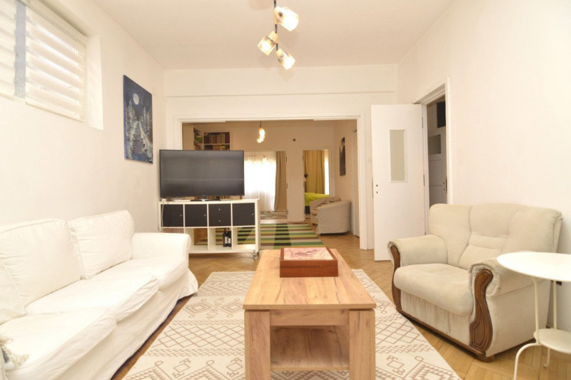 VANZARE APARTAMENT 4 CAMERE ULTRACENTRAL - ARMENEASCA