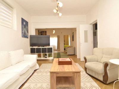 VANZARE APARTAMENT 4 CAMERE ULTRACENTRAL - ARMENEASCA