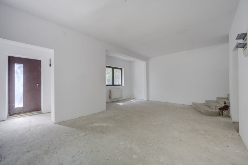 Vila Primaverii, S+P+1+M, 389 mp teren, 266 teren liber