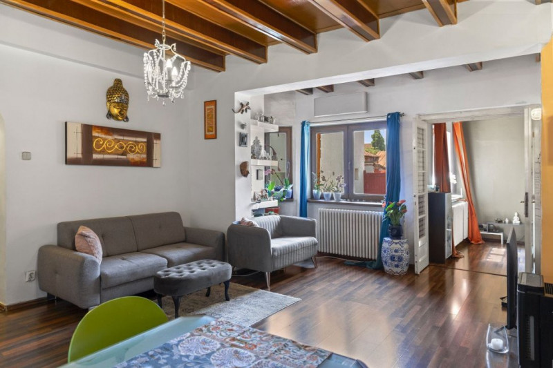 Casa versatila Banu Manta | 12 camere | Curte individuala | 4 locuri de parcare