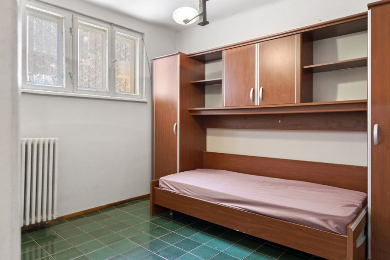 Casa versatila Banu Manta | 12 camere | Curte individuala | 4 locuri de parcare