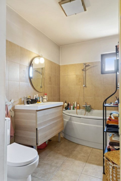 Casa versatila Banu Manta | 12 camere | Curte individuala | 4 locuri de parcare