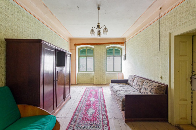 Casă de vânzare rustică 4 camere, lângă Viscri – județul Brașov
