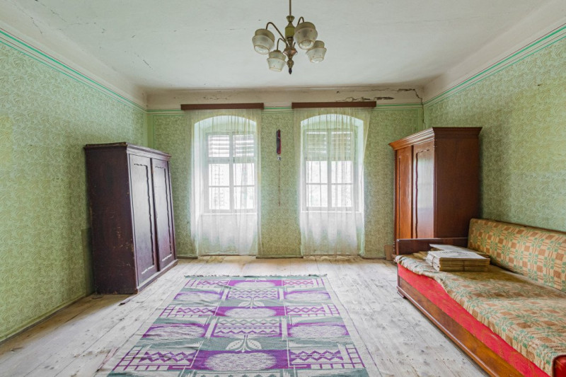 Casă de vânzare rustică 4 camere, lângă Viscri – județul Brașov