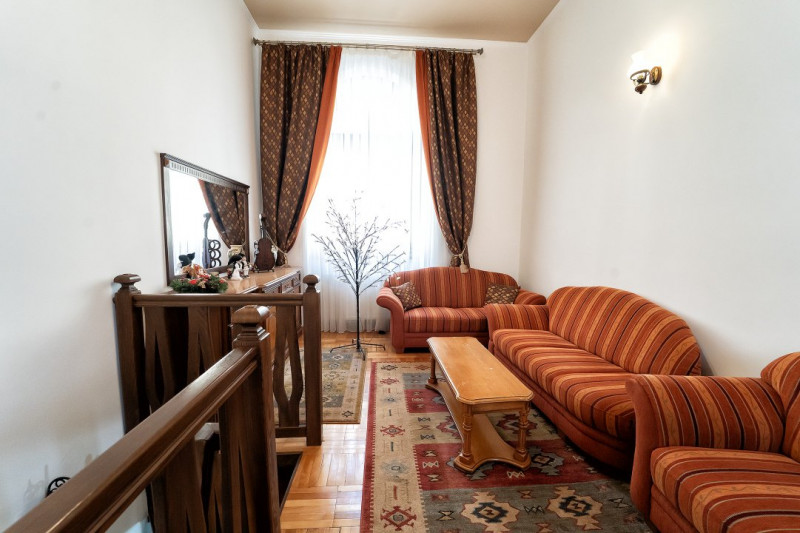 Apartament ultracentral, 2 camere in centrul istoric Sibiu