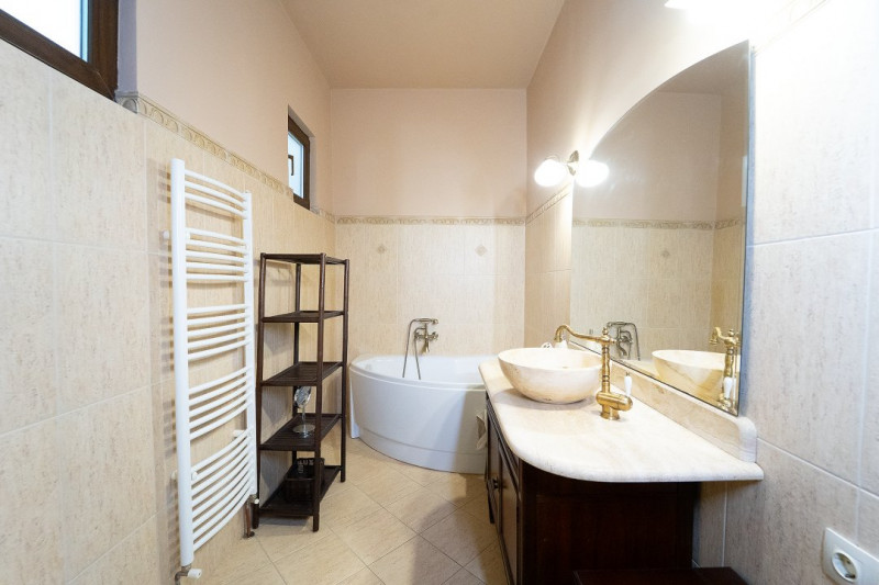 Apartament ultracentral, 2 camere in centrul istoric Sibiu