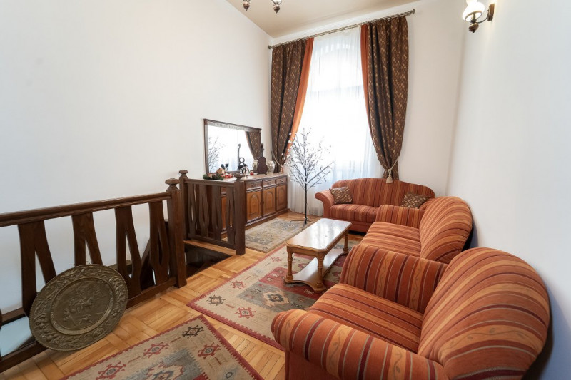 Apartament ultracentral, 2 camere in centrul istoric Sibiu