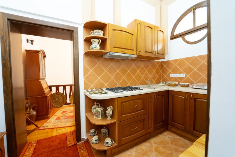Apartament ultracentral, 2 camere in centrul istoric Sibiu