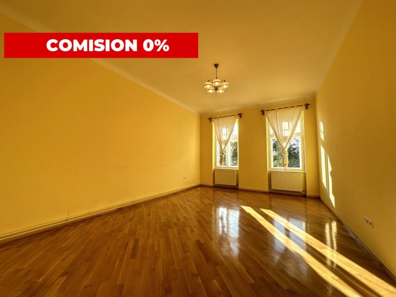 Apartament 4 camere, Cetatii