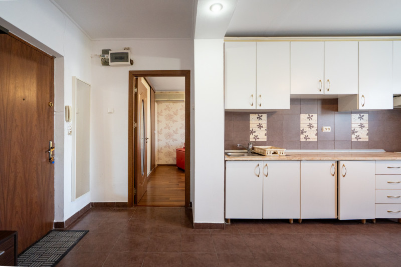 Apartamentul cu vedere si racoare