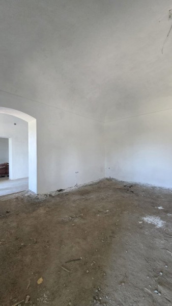 Conac istoric de poveste, restaurat recent – Poiana, Bihor