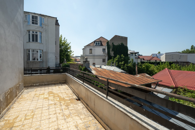 O vila cu prestanta, in Cismigiu