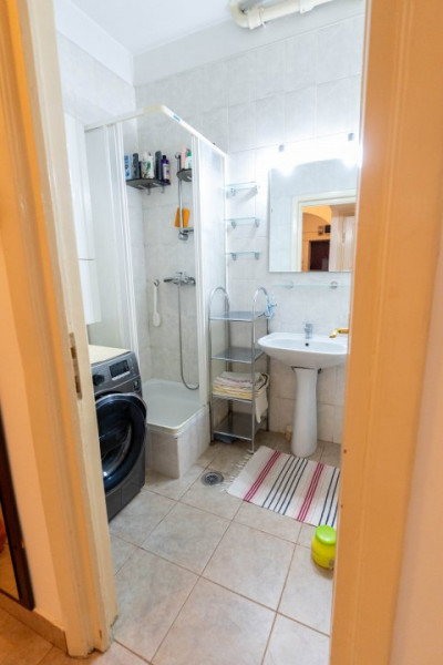 Apartament unic cu 2 camere in blocurile rusesti din Vatra Luminoasa