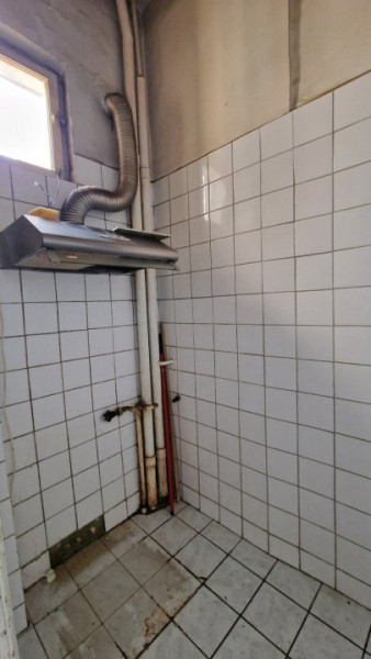Proprietate deosebită ap 3 camere în casă interbelică, de vanzare in zona Unirii