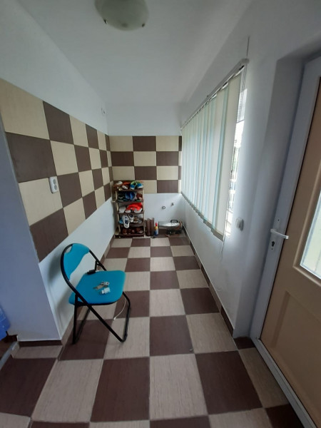VAND CASUTA CU 3120 MP TEREN, SURDESTI BREAZA