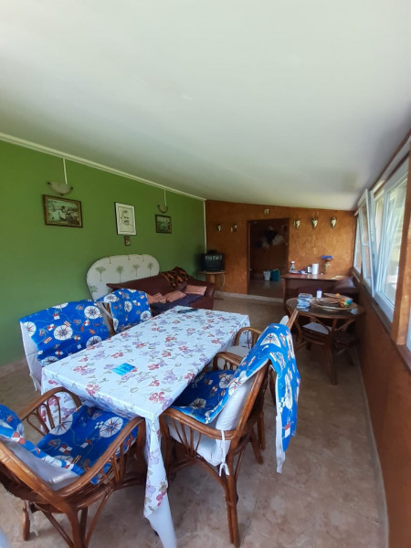 VAND CASUTA CU 3120 MP TEREN, SURDESTI BREAZA