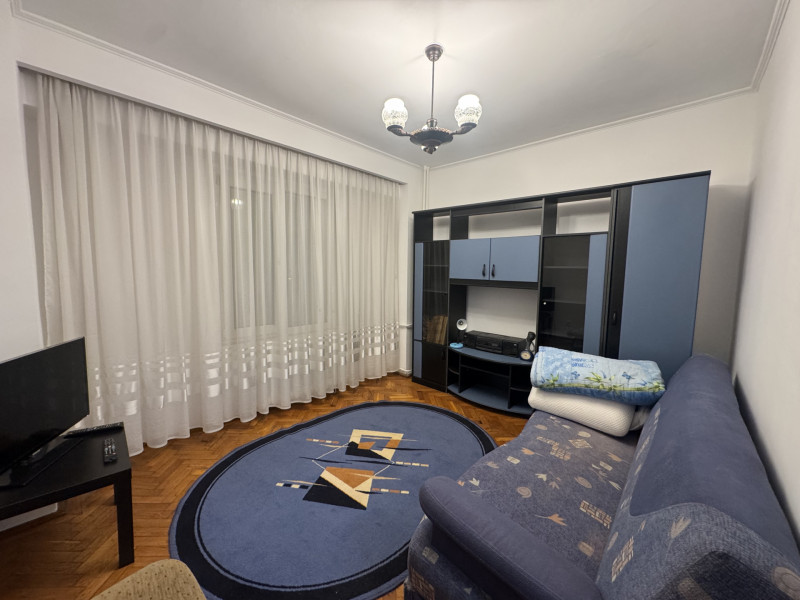 Apartament 3 camere Vatra Luminoasa